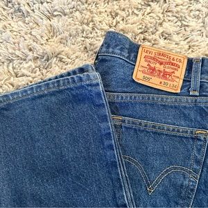 Men’s Levi 505 Relaxed Fit Blue Jeans